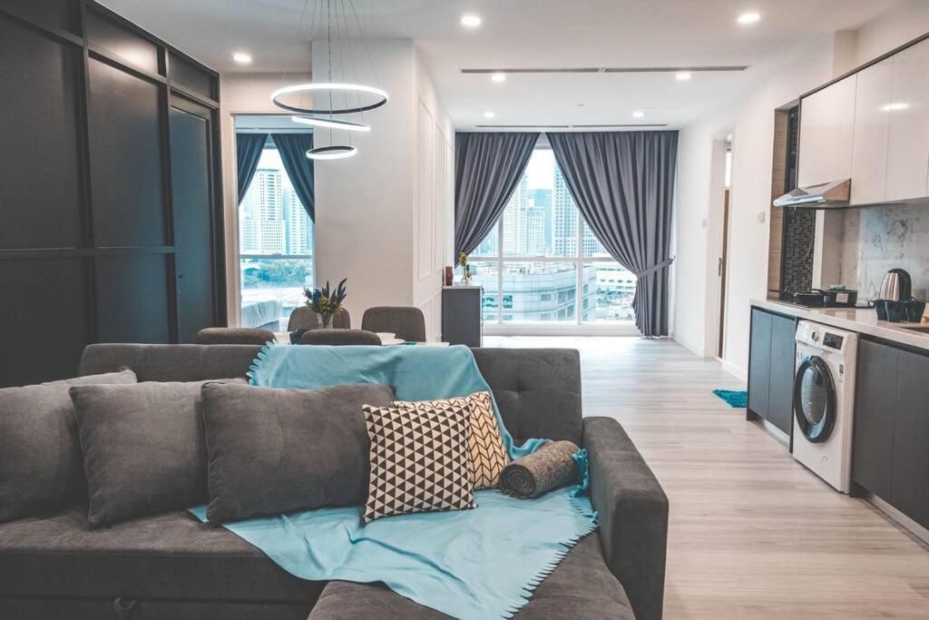 Binjai 8- 3beds Family Suite#7min To Klcc#netflix * Kuala Lumpur