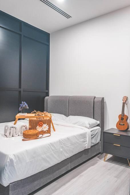 Binjai 8- 3beds Family Suite#7min To Klcc#netflix Pangsapuri