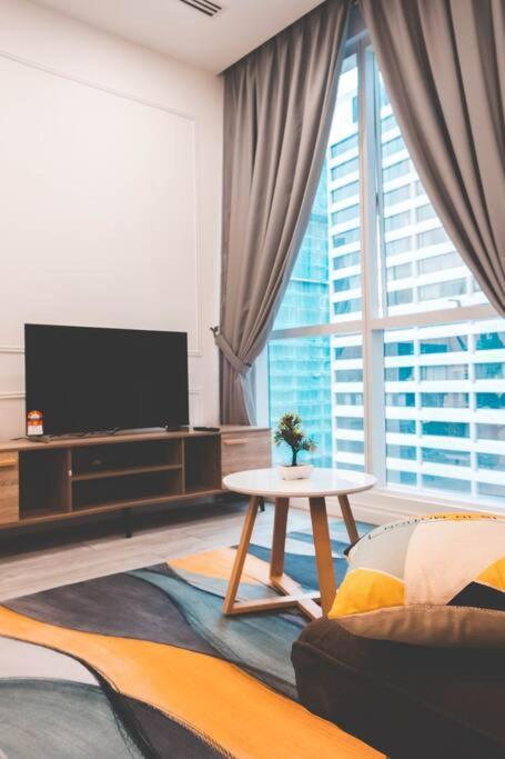 Binjai 8- 3beds Family Suite#7min To Klcc#netflix Pangsapuri Kuala Lumpur