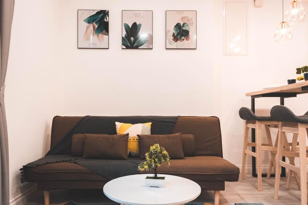 Binjai 8- 3beds Family Suite#7min To Klcc#netflix Pangsapuri
