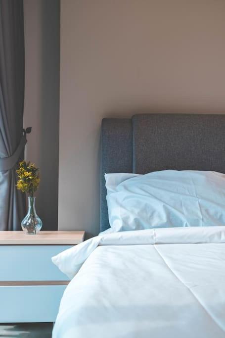 Binjai 8- 3beds Family Suite#7min To Klcc#netflix Pangsapuri Kuala Lumpur