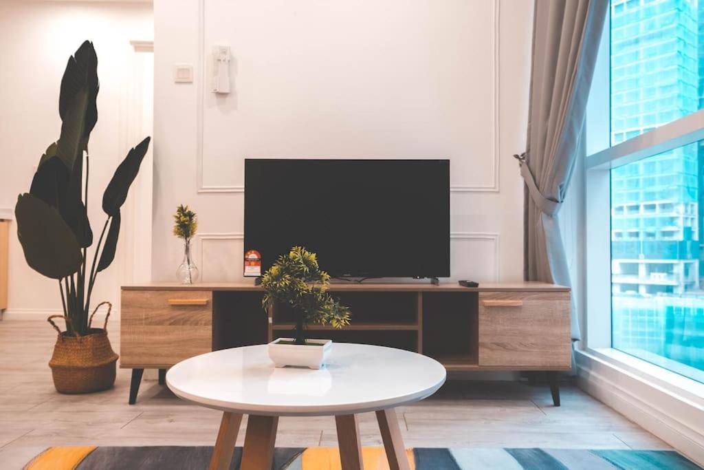 Binjai 8- 3beds Family Suite#7min To Klcc#netflix *