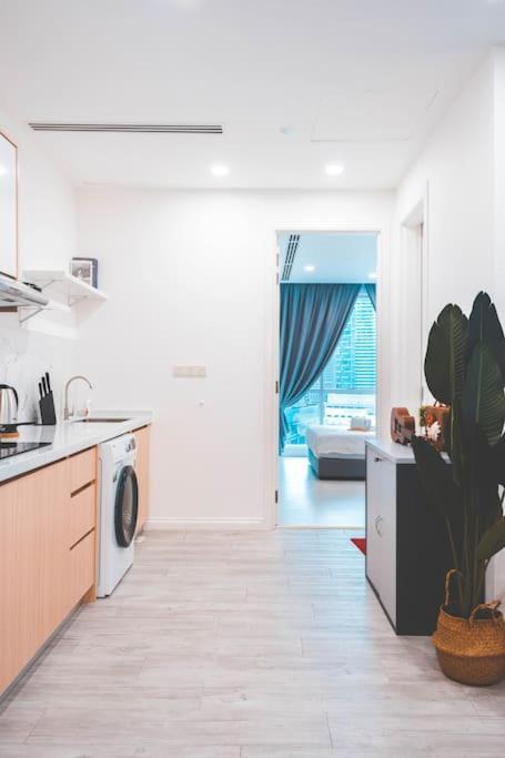 Binjai 8- 3beds Family Suite#7min To Klcc#netflix *